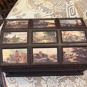 Vintage 1976 Merle Norman Victorian-style musical jewelry box